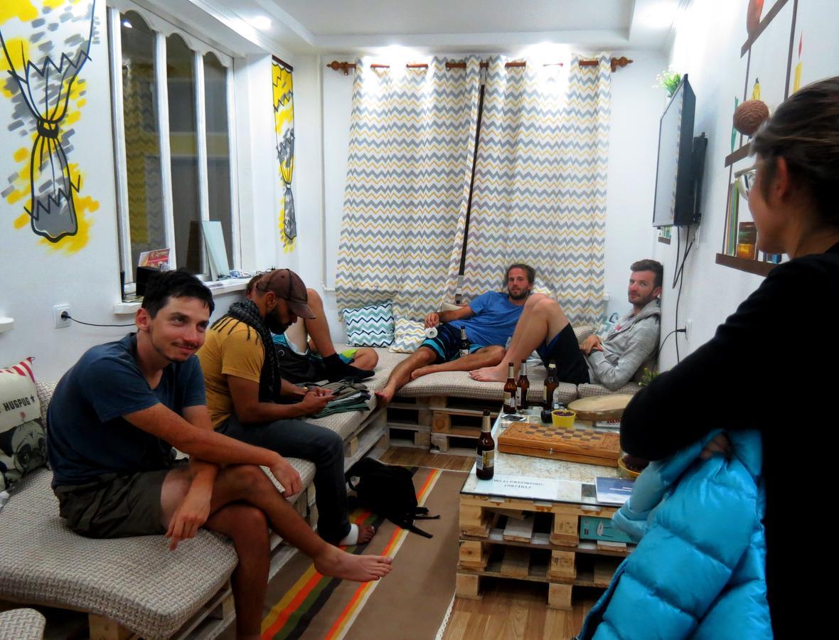 نزل Interhouse كاراكول المظهر الخارجي الصورة